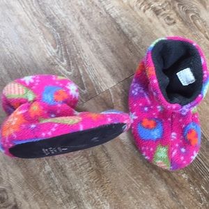 Acorn girls slippers.  18-24 months used.